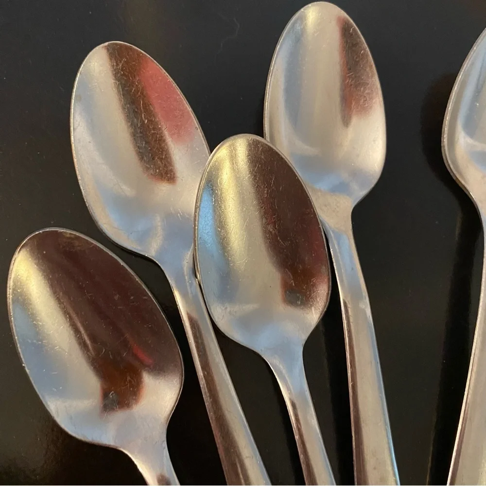 Set of 6 Vintage Oneida Thor Stainless Steel 6.25” Teaspoons 🥄